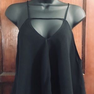 🆕 Black Flowy Tank Top